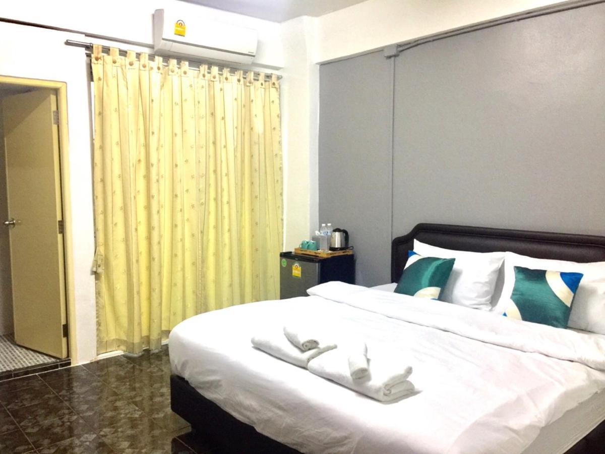 Ada Apartment - อาดา อพาร์ทเมนท์ Bangkok Eksteriør billede