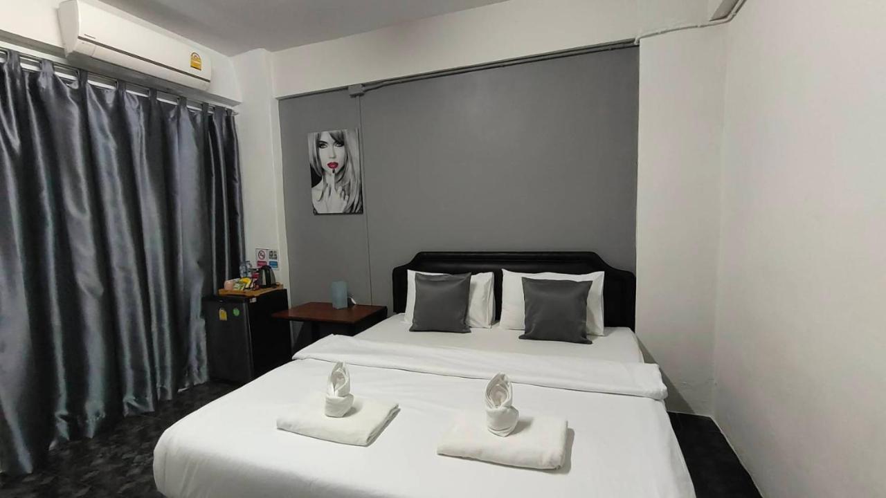 Ada Apartment - อาดา อพาร์ทเมนท์ Bangkok Eksteriør billede
