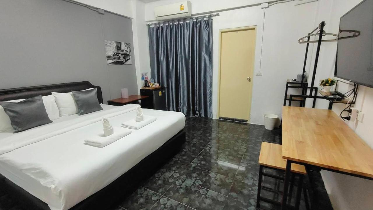 Ada Apartment - อาดา อพาร์ทเมนท์ Bangkok Eksteriør billede