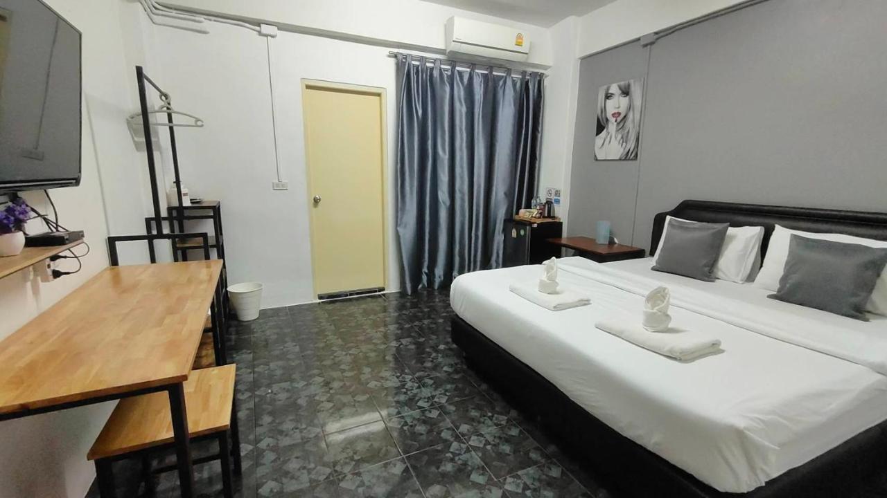 Ada Apartment - อาดา อพาร์ทเมนท์ Bangkok Eksteriør billede